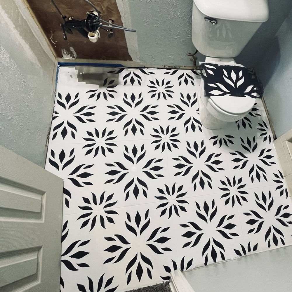 STENCILIT® Flora Tile Stencil